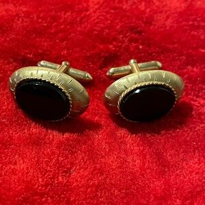 Vintage Cufflinks Black Onyx Enameled Gold Tone with Bullet Back